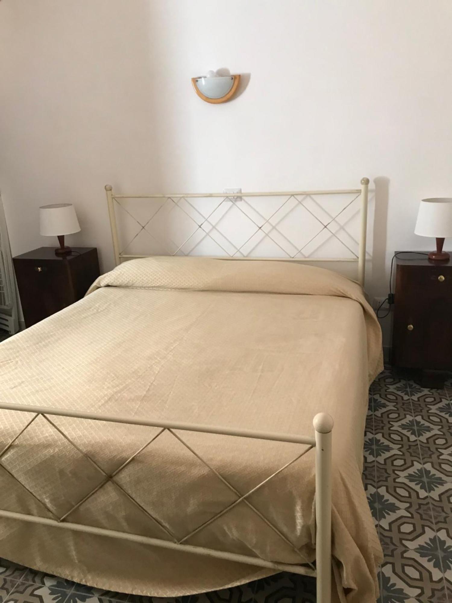 Casa Cardi Lägenhet Sperlonga Exteriör bild